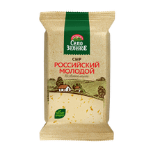 Сыр полутвердый Село Зеленое Российский молодой 50% 200 г