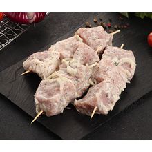 Шашлык из свиного окорока в кефире охлажденный ~1 кг